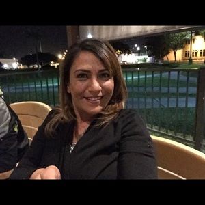 Meet your Posher, Rayna